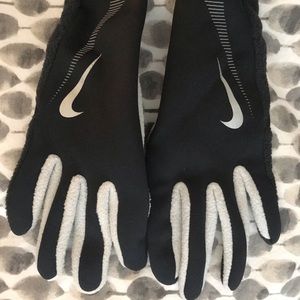 Nike running gloves size Small